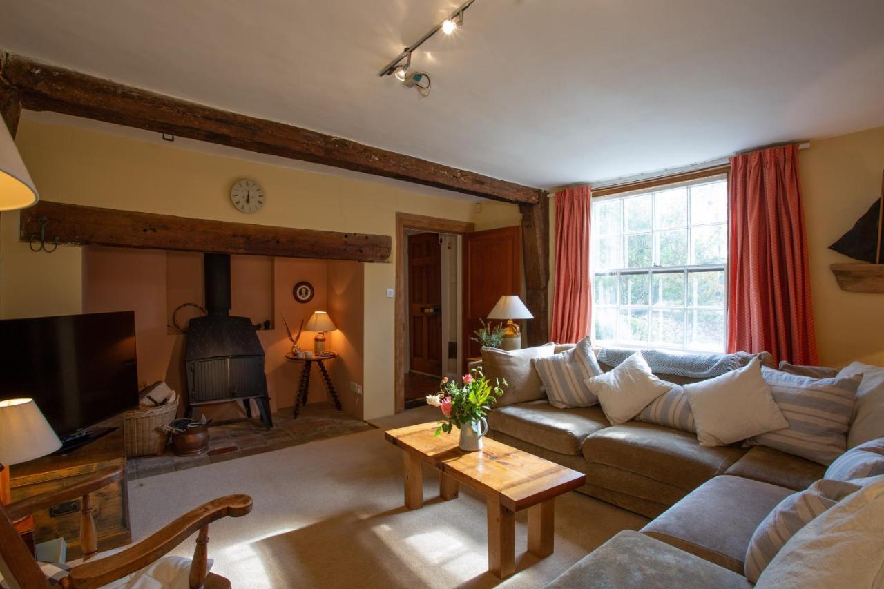 Pounce Hall -Stunning Historic Home In Rural Essex Saffron Walden Exterior photo