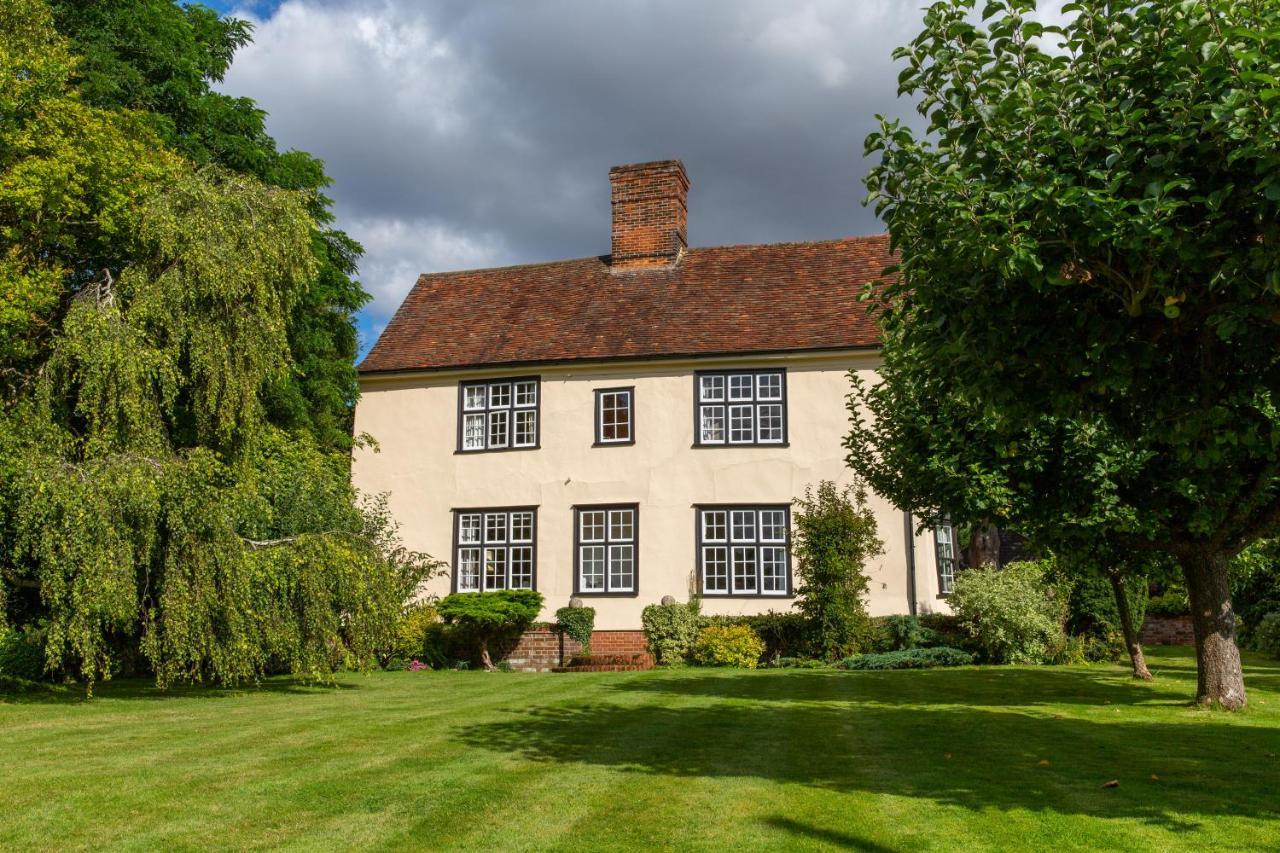 Pounce Hall -Stunning Historic Home In Rural Essex Saffron Walden Exterior photo